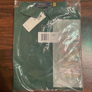 COPY - Men’s Polo MEDIUM NEW